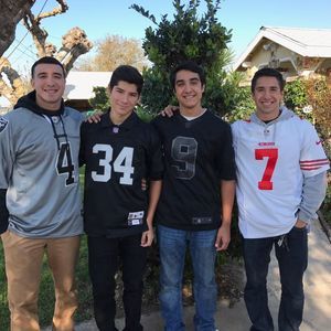 Meet your Posher, Robby